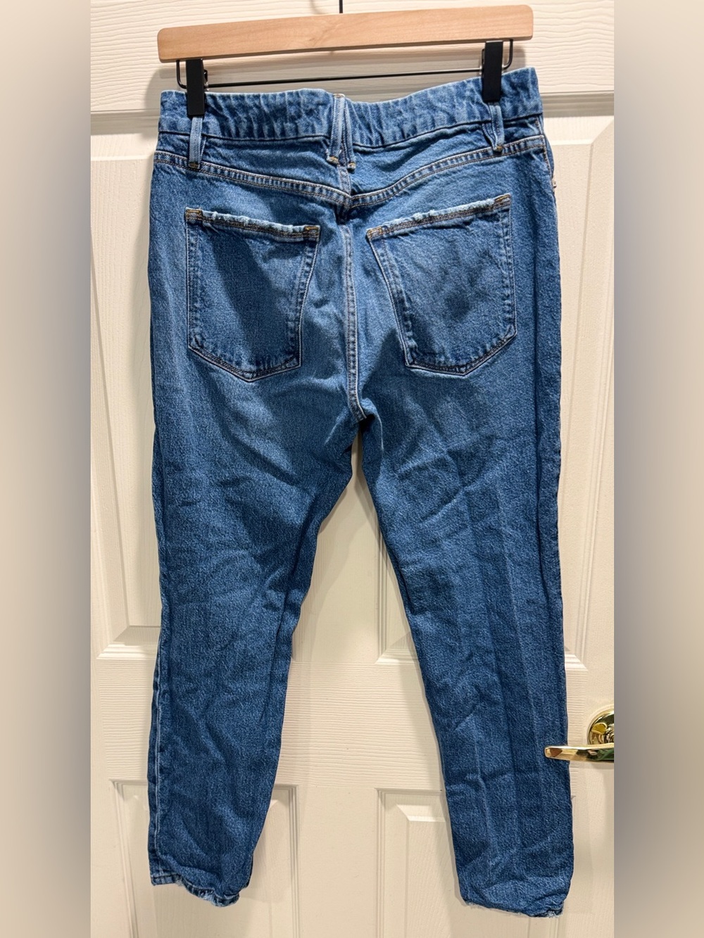 Good American Good Classic Straight High Rise Jeans Size 6/28 Medium Wash - Picture 5 of 9